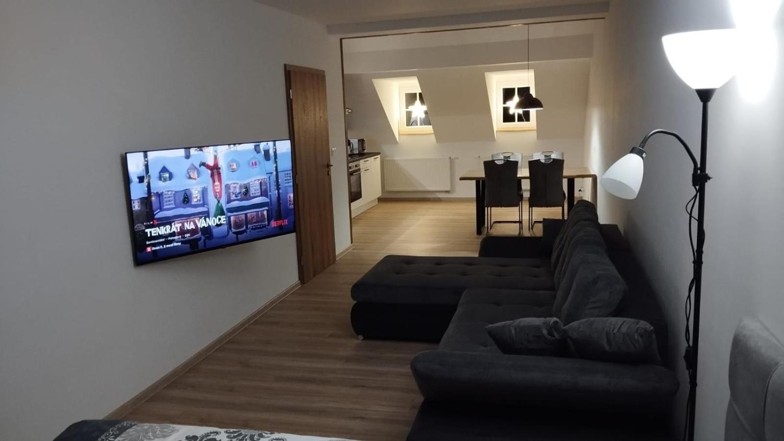Apartman Albreit 3 亚希莫夫 外观 照片