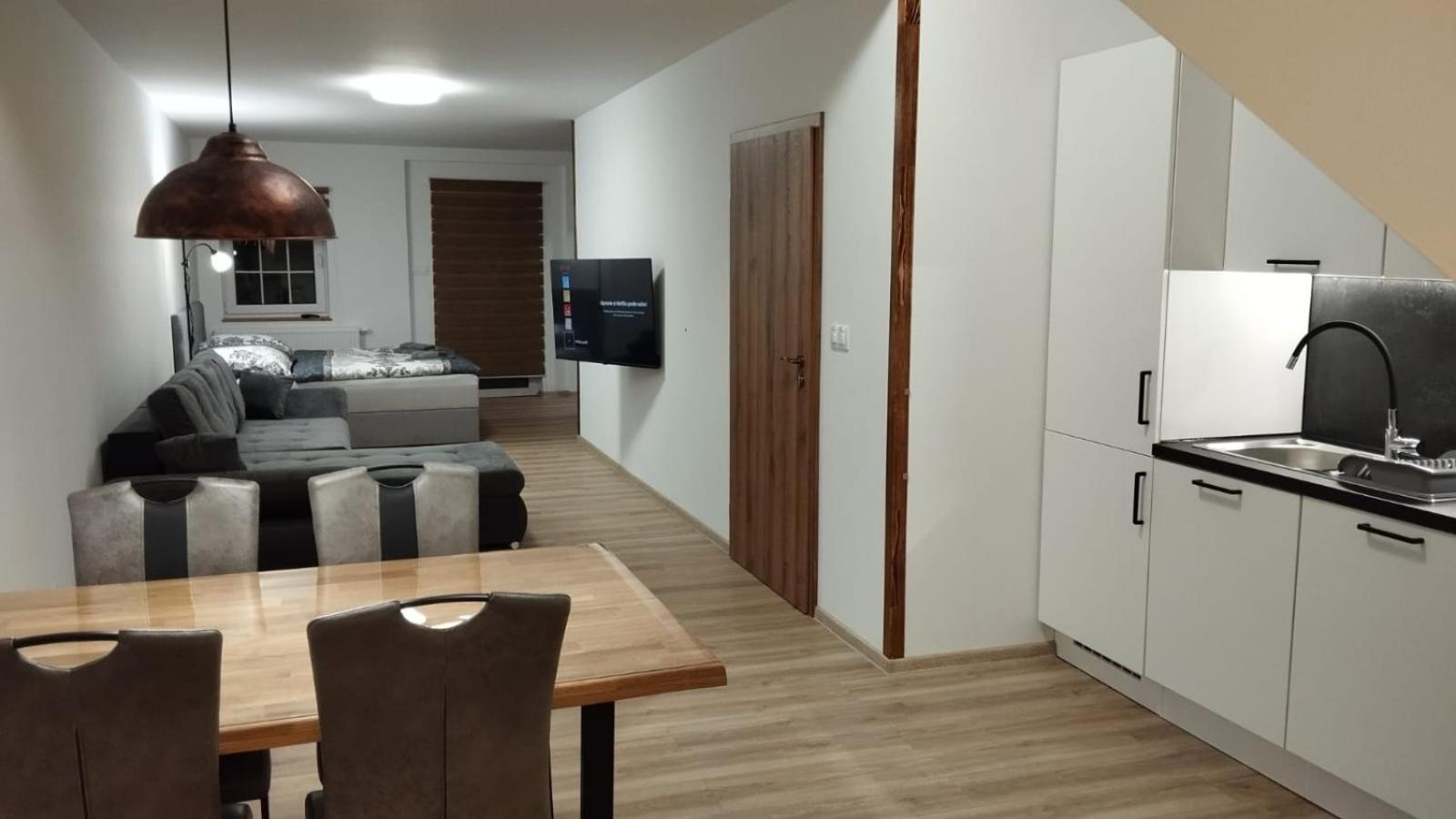 Apartman Albreit 3 亚希莫夫 外观 照片